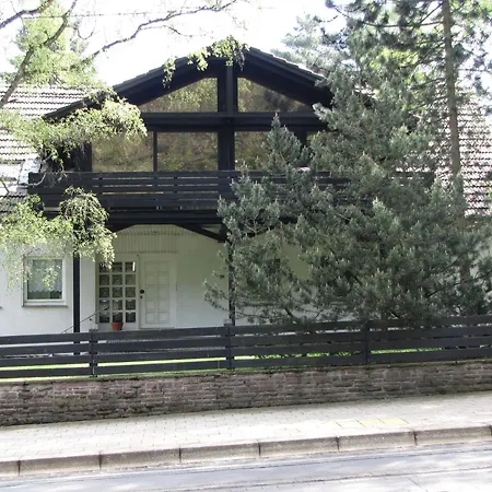 Hugo37 Am Bergpark Appartement