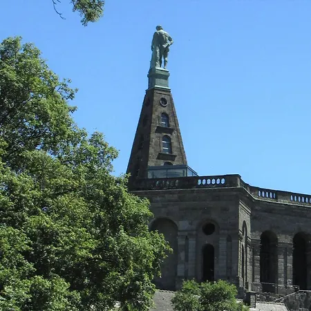 Hugo37 Am Bergpark Kassel