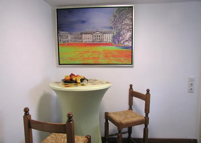 Hugo37 Am Bergpark Lägenhet *